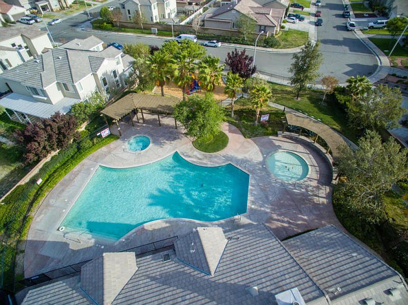 2nd image of 38148 Trilport Ave
