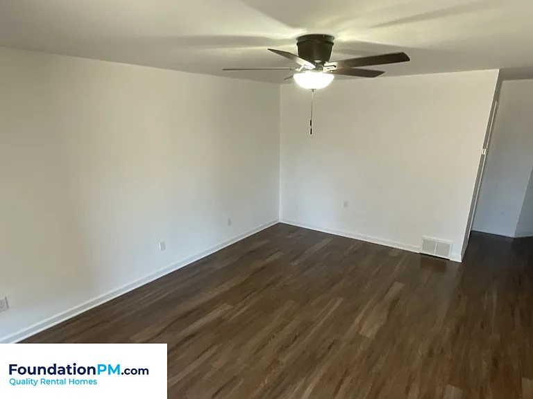 486 High Point Ter — Photo 6