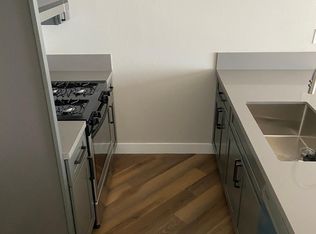 1234 N Edgemont St #205, Los Angeles, CA 90029