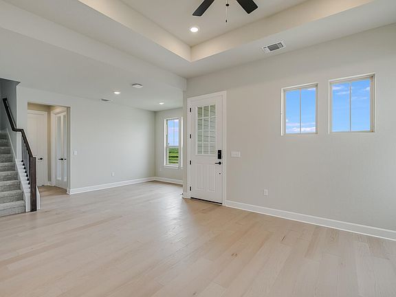 3rd image of 9605 Hamadryas Dr