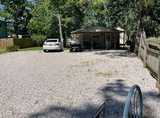 240 County Road 452, Bronson, TX 75930