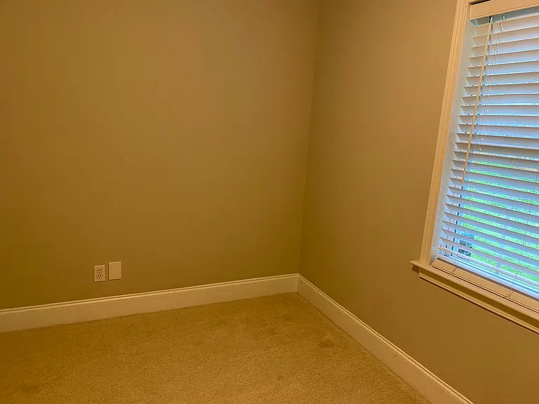 1323 Carolyn Dr — Photo 20