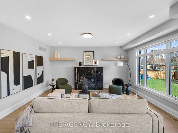 5th image of 41 Saint Andrews Blvd