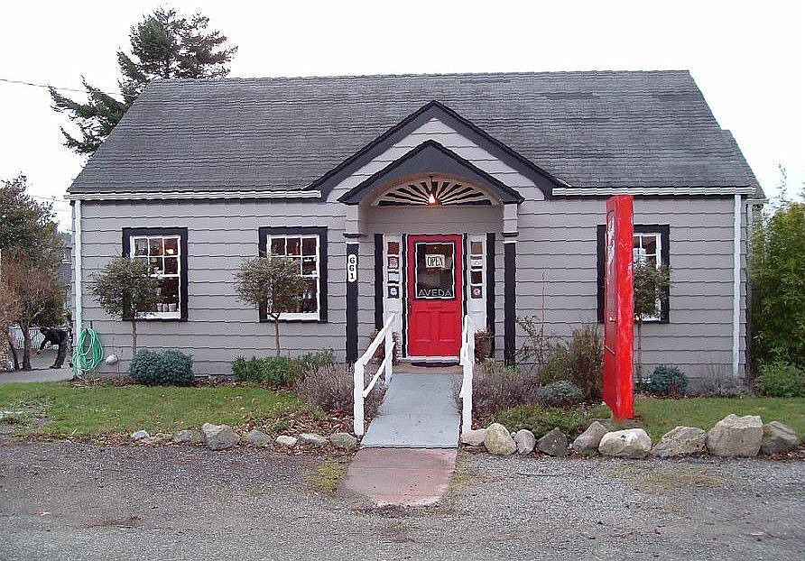1st image of 661 SE Fidalgo Ave