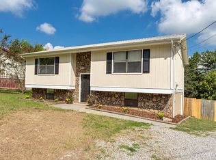 1312 Summitt St, Athens, TN 37303