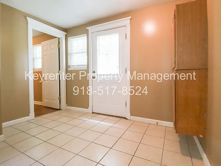 412 N McKinley Ave — Photo 15