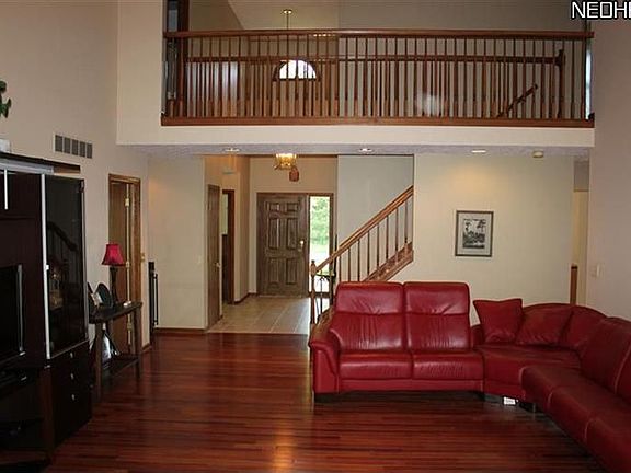 4th image of 10170 Hobby Horse Ln