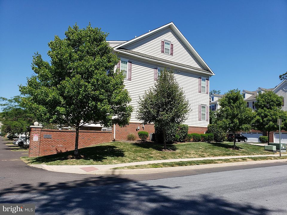 2nd image of 400 Williamson Ct