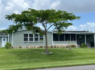 68 Treasure Cir, Sebastian, FL 32958