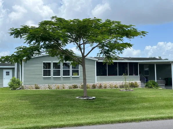 68 Treasure Cir, Sebastian, FL 32958