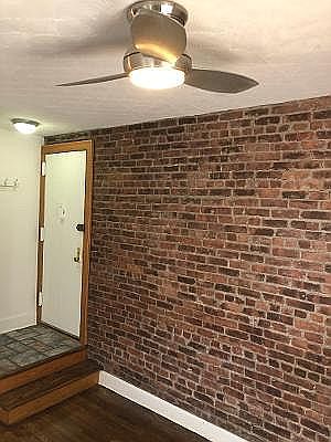 1st image of 2105 33rd St APT 1E