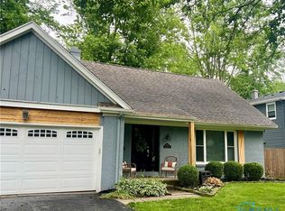 3822 Sylvan Wood Dr, Sylvania, OH 43560