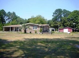 800 Persimmon Rd, Calabash, NC 28467