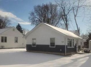 415 Thompson St, Ottawa, IL 61350