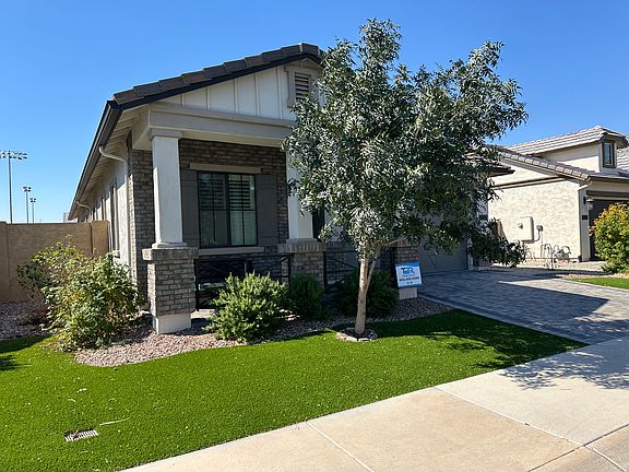 3rd image of 2125 E Oriole Dr