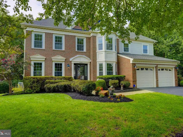 43241 Katie Leigh Ct, Ashburn, VA 20147