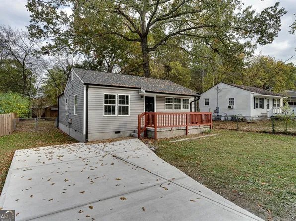 198 Nawaka Ave, Rossville, GA 30741