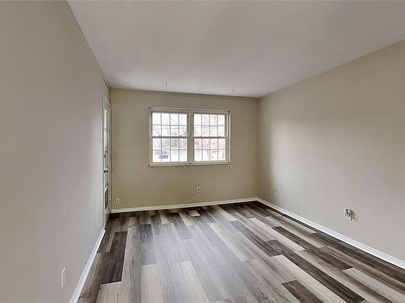 5th image of 8736 Santa Bella Dr APT C
