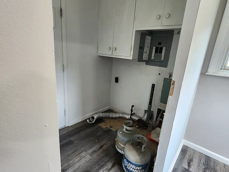 33 Ledgewood Dr — Photo 6