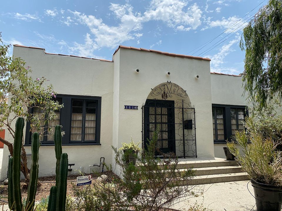 Spanish style single family home