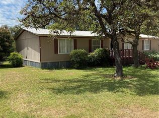 805 N Avenue R, Johnson City, TX 78636