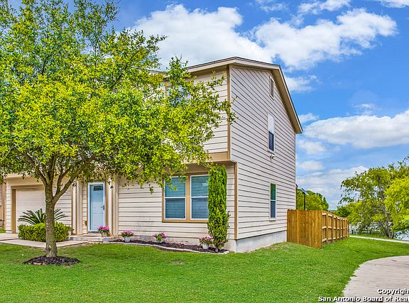 3rd image of 422 Butternut Blvd