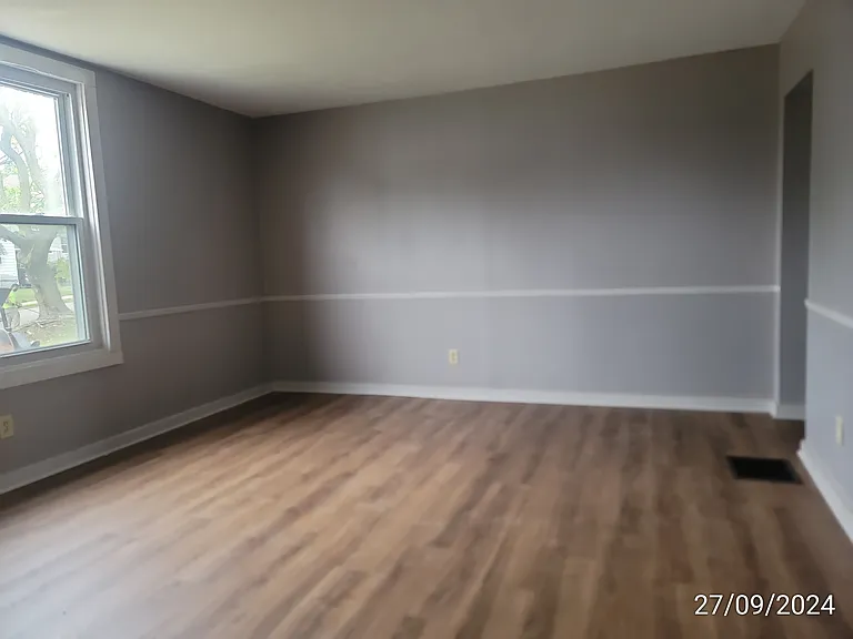 316 W Main St #HOUSE — Photo 12