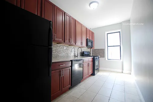 772 E 80th St #2 Photo 1