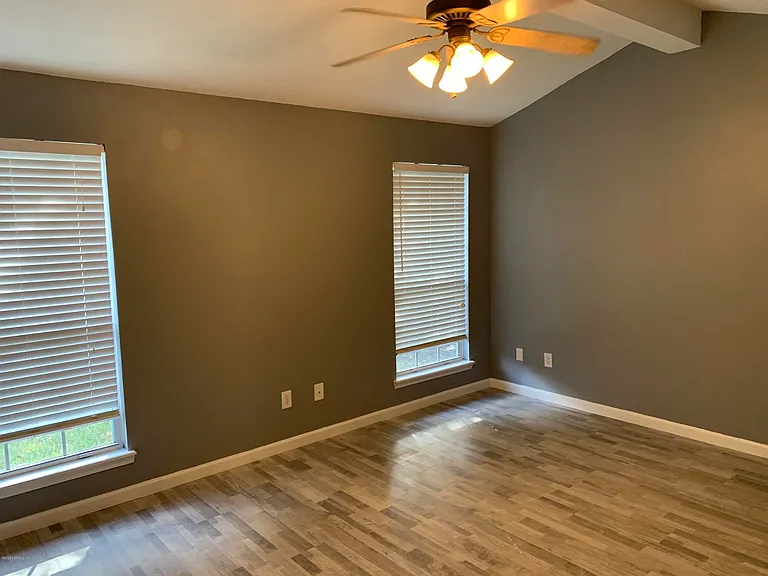 12018 Sunchase Dr — Photo 11