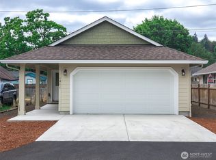 206 Douglas Street, Longview, WA