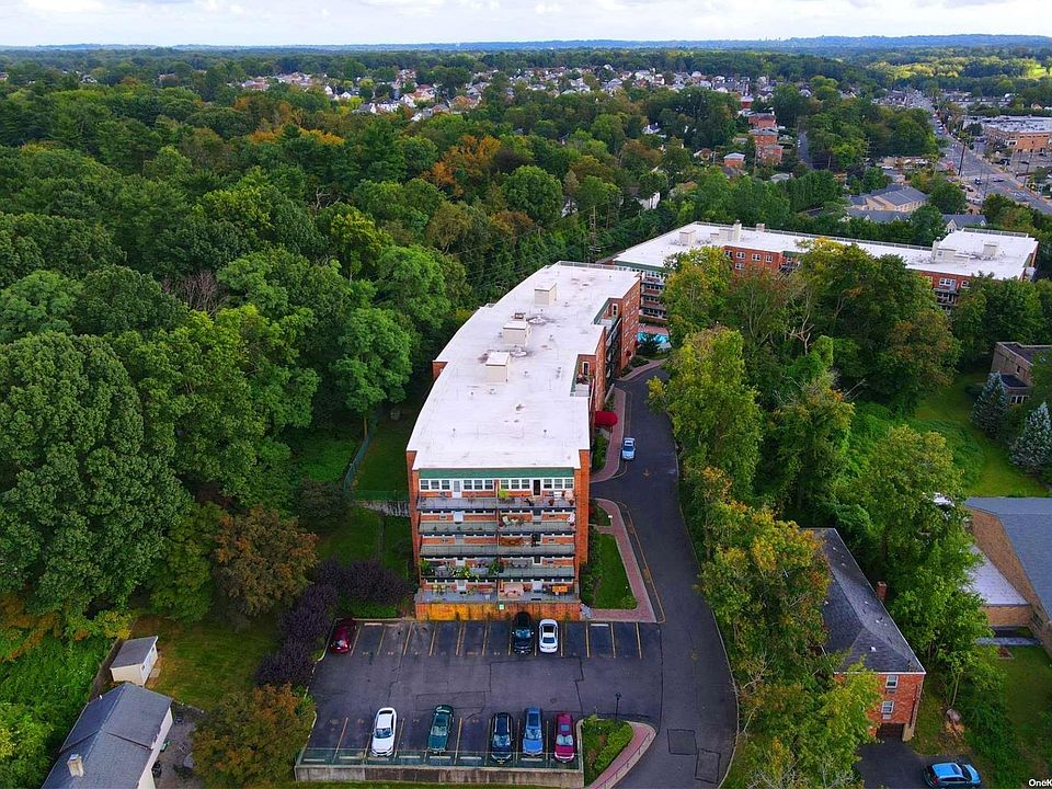 1st image of 30 Pearsall Avenue #1p