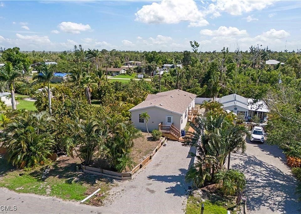 1st image of 5529 Rainbow Dr
