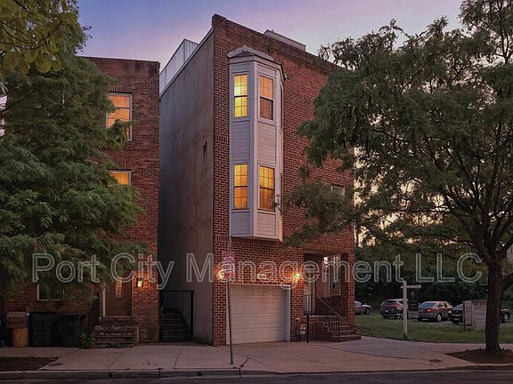 3rd image of 1125 Race St