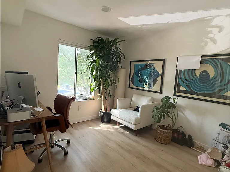 5817 Edson Ln #204 — Photo 2