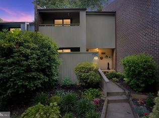 2045 Approach Ln, Reston, VA 20191