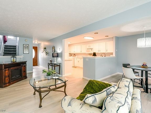 5th image of 6332 Forest Park Dr
