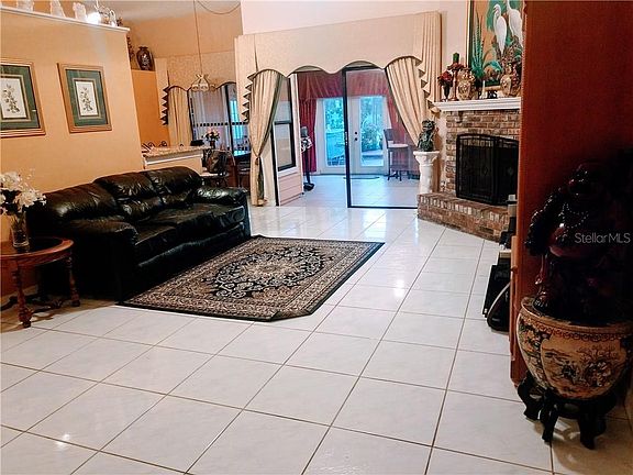 4th image of 12744 Newfield Dr