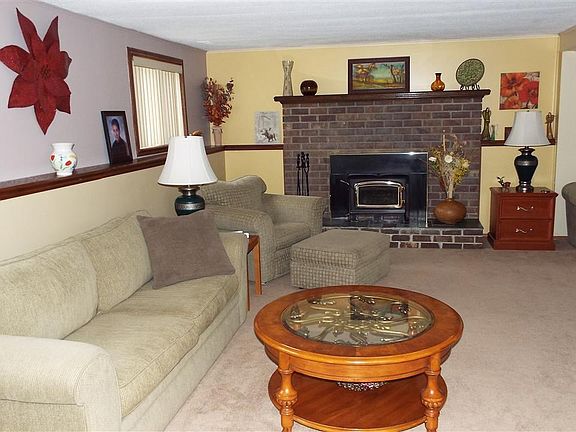 2nd image of 13119 Concord Dr