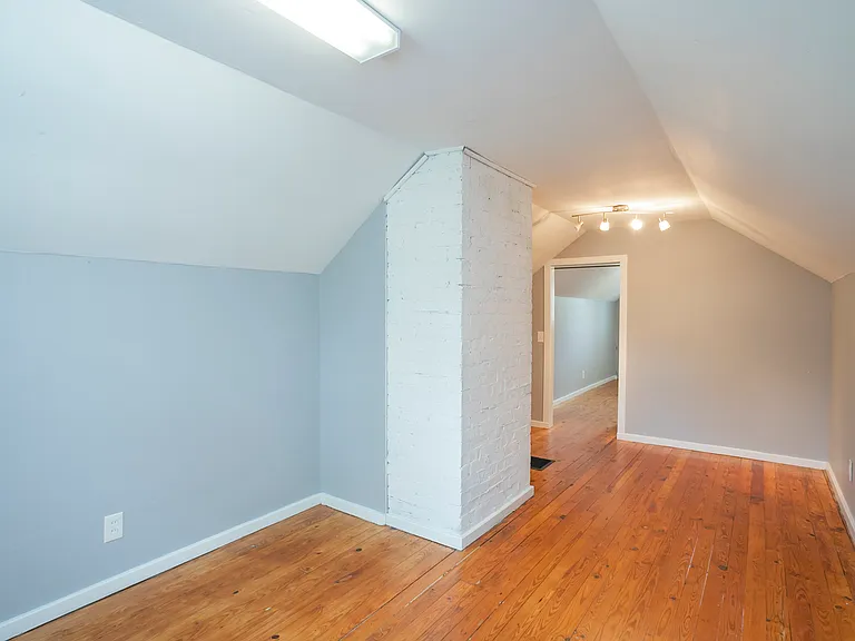 611 Shady Ln — Photo 31