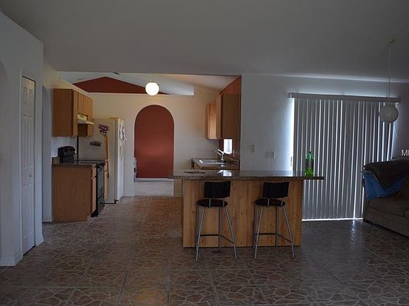 4th image of 55 Desiree Aurora St