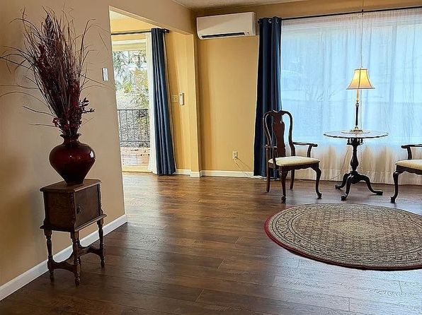 401 Madrona Ave SE APT 3