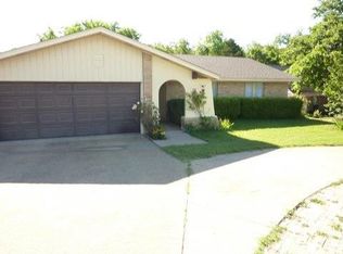 622 N Clark Rd, Duncanville, TX 75116