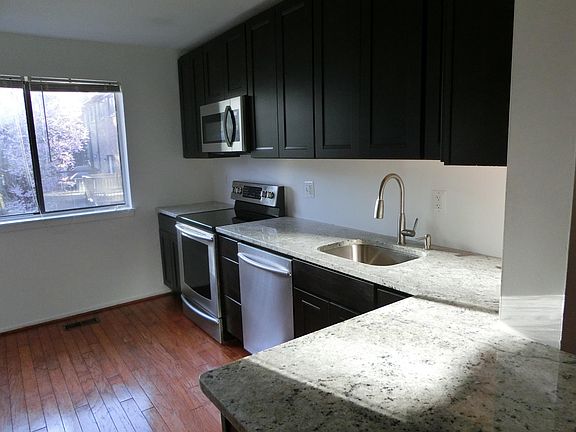 5th image of 10311 Bushman Dr