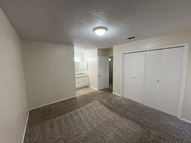 1209 Wales Dr, Killeen — Photo 8