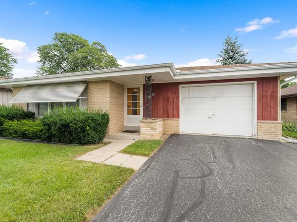 3326 North Mayfair ROAD, Wauwatosa, WI 53222