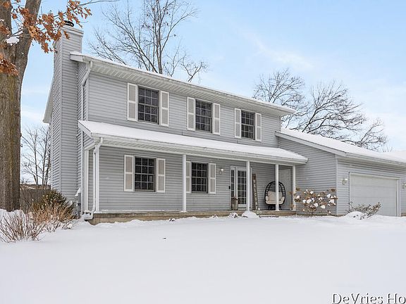 3rd image of 1711 Oakvale Dr SW