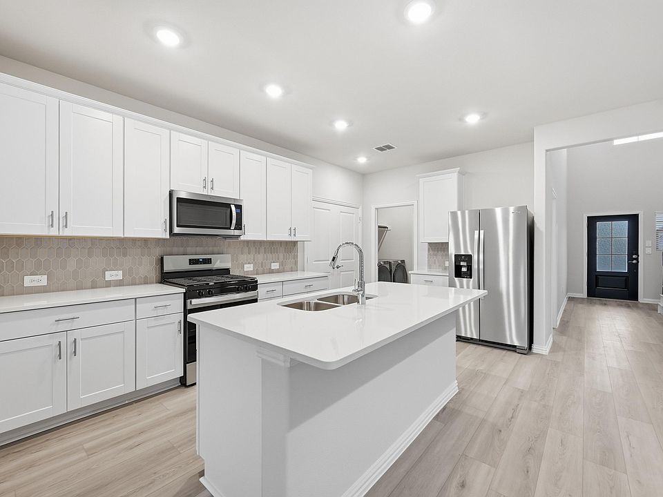 1st image of 1720 Arches Rd