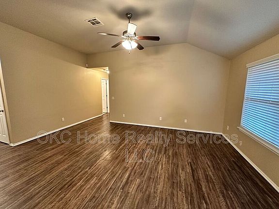 3rd image of 12101 NW 133rd Ter