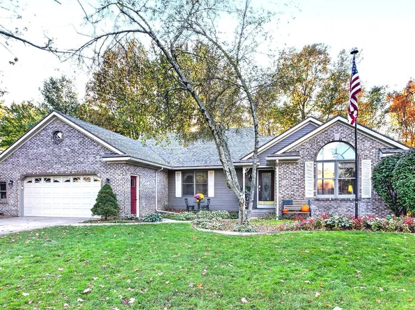 4538 Hidden Ridge Dr, Hudsonville, MI 49426