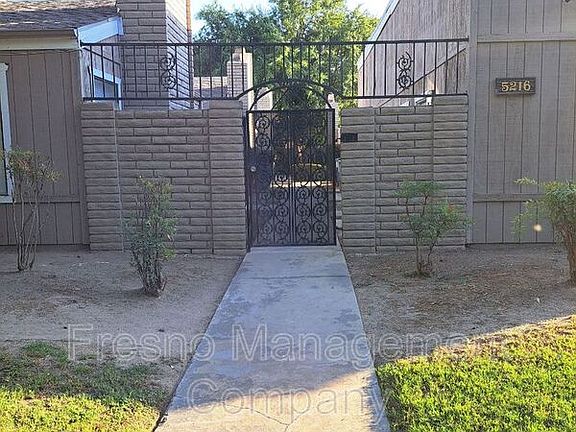 2nd image of 5216 E Liberty Ave #101